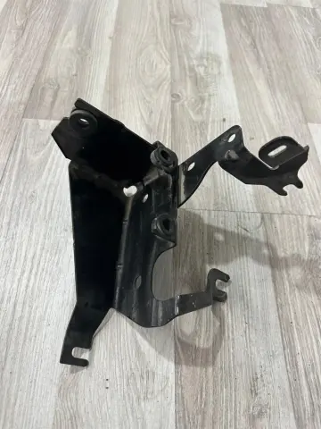 RENAULT CLİO 4 ABS BAGLANTI AYAGI 478405541R – RENAULT CLİO 4 ABS BAGLANTI AYAGI 478405541R – fotoğraf 1