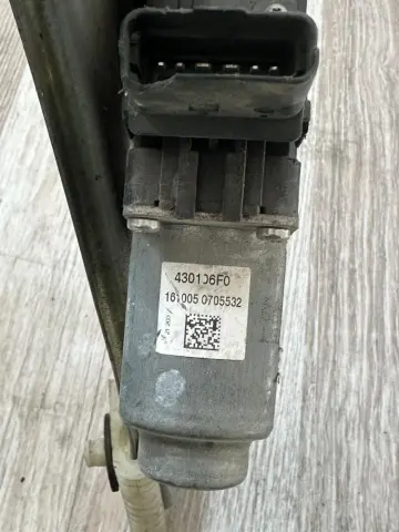 RENAULT MEGANE 4 SOL ÖN CAM KRİKOSU 430106F0 – RENAULT MEGANE 4 SOL ÖN CAM KRİKOSU 430106F0 – fotoğraf 2