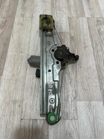 FORD FOCUS 3 SAG ARKA CAM KRİKOSU  BM51A27000BC – FORD FOCUS 3 SAG ARKA CAM KRİKOSU  BM51A27000BC – fotoğraf 2