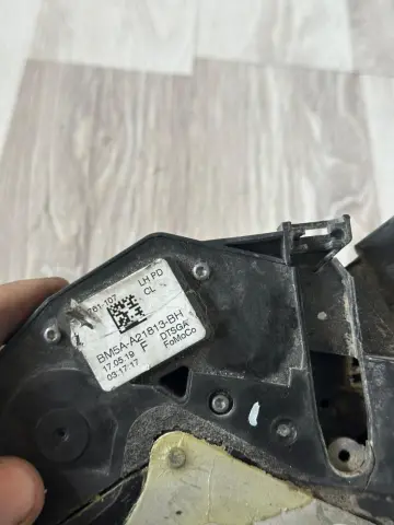 FORD COURİER SAG ARKA KAPI KİLİDİ BM5A-A21813 – FORD COURİER SAG ARKA KAPI KİLİDİ BM5A-A21813 – fotoğraf 3
