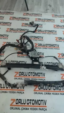 FİAT DOBLO SOL ÖN CAM KRİKOSU 32247900 – FİAT DOBLO SOL ÖN CAM KRİKOSU 32247900 – fotoğraf 2