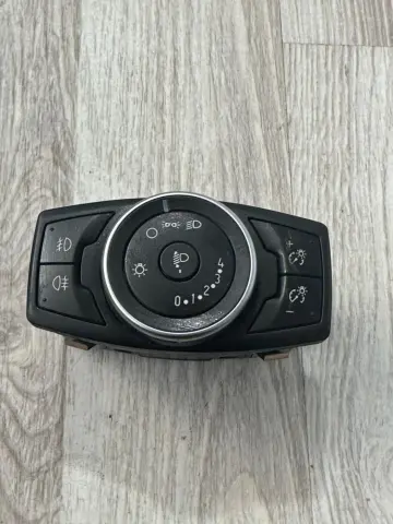 FORD COURİER FAR ANAHTARI F1ET13A024 – FORD COURİER FAR ANAHTARI F1ET13A024 – fotoğraf 1