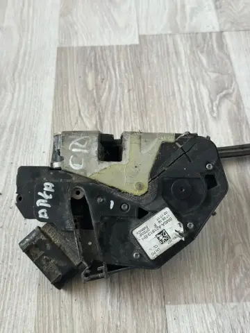 FORD COURİER SAG ARKA KAPI KİLİDİ BM5A-A21813 – FORD COURİER SAG ARKA KAPI KİLİDİ BM5A-A21813 – fotoğraf 2
