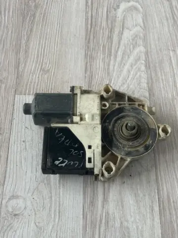RENAULT FLUENCE SOL ARKA CAM MOTORU 0130822330 – RENAULT FLUENCE SOL ARKA CAM MOTORU 0130822330 – fotoğraf 2