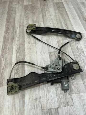 OPEL ASTRA SAG ÖN CAM KRİKOSU 915368104 – OPEL ASTRA SAG ÖN CAM KRİKOSU 915368104 – fotoğraf 4