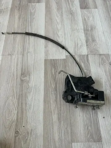 HYUNDAİ İ20 SAG ARKA KAPI KİLİDİ A045035 – kapı kilitleri (İlan No: 2400)