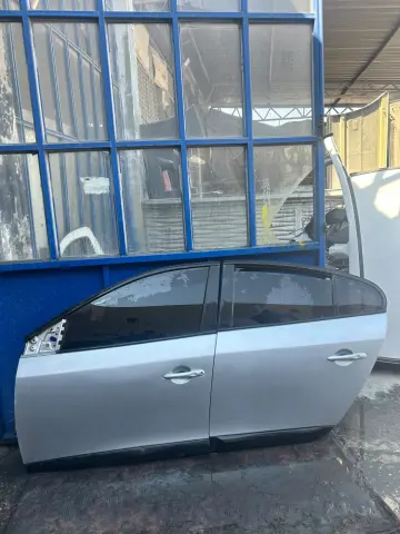 RENAULT FLUENCE SOL ARKA KAPI DOLU BOŞ ÇIKMA – RENAULT FLUENCE SOL ARKA KAPI DOLU BOŞ ÇIKMA – fotoğraf 4