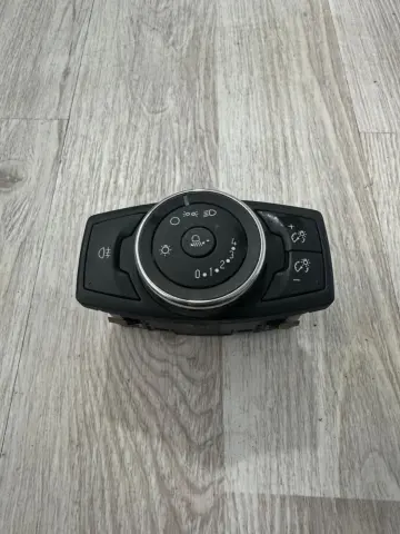 FORD COURİER FAR AYAR DÜGMESİ AV1T13D061 – FORD COURİER FAR AYAR DÜGMESİ AV1T13D061 – fotoğraf 1