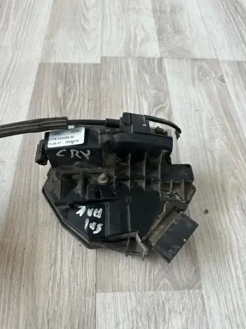 FORD COURİER SAG ARKA KAPI KİLİDİ BM5A-A21813 – kapı kilitleri (İlan No: 2391)