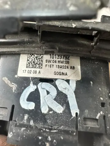 FORD COURİER FAR  ANAHTAR CERCEVESİ F1ET13A024 – FORD COURİER FAR  ANAHTAR CERCEVESİ F1ET13A024 – fotoğraf 3