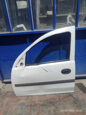 OPEL COMBO SOL ÖN KAPI DOLU BOŞ – OPEL COMBO SOL ÖN KAPI DOLU BOŞ – fotoğraf 1