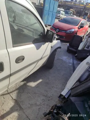 OPEL COMBO SAG ÖN KAPI DOLU BOŞ – OPEL COMBO SAG ÖN KAPI DOLU BOŞ – fotoğraf 3