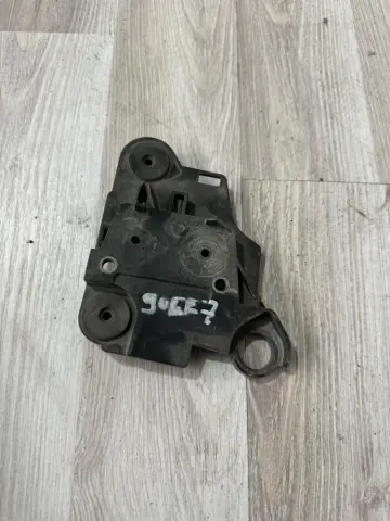VOLKSWAGEN GOLF 7 ABS BAGLANTI AYAGI 5Q0614235 – VOLKSWAGEN GOLF 7 ABS BAGLANTI AYAGI 5Q0614235 – fotoğraf 1
