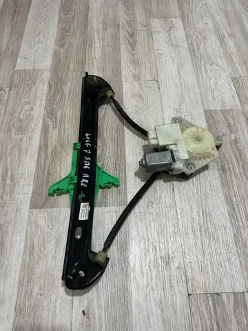 VOLKSWAGEN GOLF 7 SAG ARKA CAM KRİKOSU 5Q4959812 – VOLKSWAGEN GOLF 7 SAG ARKA CAM KRİKOSU 5Q4959812 – fotoğraf 1