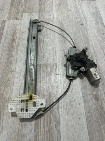 PEUGEOT 301 SOL ARKA CAM KRİKOSU 202051T11 – PEUGEOT 301 SOL ARKA CAM KRİKOSU 202051T11 – fotoğraf 1