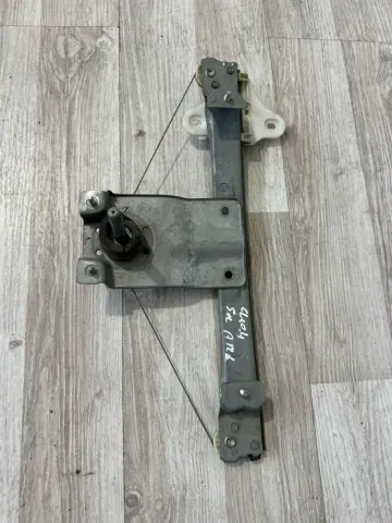 RENAULT CLİO 4 SOL ARKA CAM KRİKOSU 827013204R – RENAULT CLİO 4 SOL ARKA CAM KRİKOSU 827013204R – fotoğraf 3