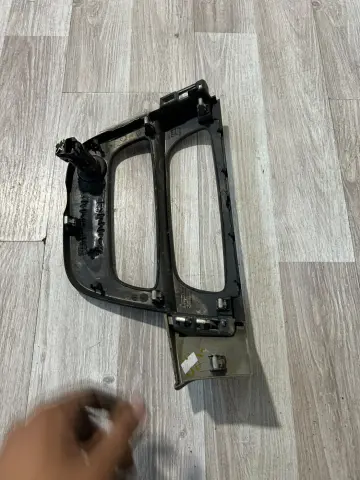 RENAULT FLUENCE GÖGÜS PANELİ ÇIKMA 682605490R – RENAULT FLUENCE GÖGÜS PANELİ ÇIKMA 682605490R – fotoğraf 3