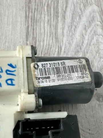 RENAULT FLUENCE SOL ARKA CAM MOTORU 827310185R – RENAULT FLUENCE SOL ARKA CAM MOTORU 827310185R – fotoğraf 2