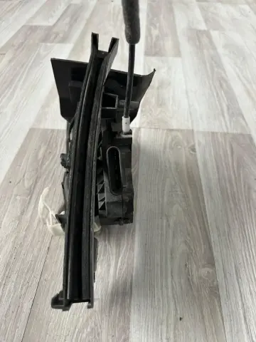 FORD FOCUS 3 SAG ÖN KAPI KİLİDİ BM5A-A26412 – kapı kilitleri (İlan No: 2393)