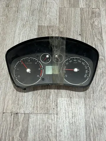FORD CORNECT KİLOMETRE SAATİ KADRAN  9T1T-10849 – FORD CORNECT KİLOMETRE SAATİ KADRAN  9T1T-10849 – fotoğraf 1