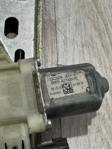FORD FOCUS 3 SAG ARKA CAM KRİKOSU BM51-A27000 – FORD FOCUS 3 SAG ARKA CAM KRİKOSU BM51-A27000 – fotoğraf 3