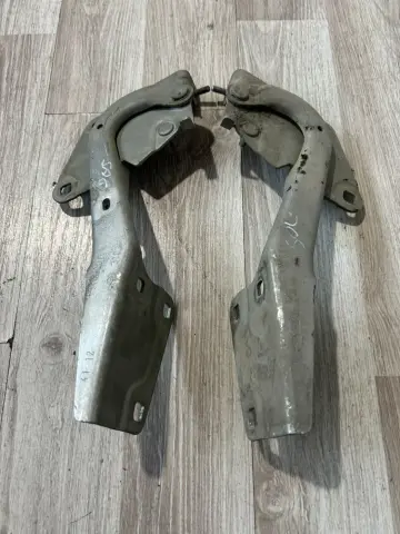 RENAULT FLUENCE SAG SOL KAPUT MENTEŞESİ 554000016R – RENAULT FLUENCE SAG SOL KAPUT MENTEŞESİ 554000016R – fotoğraf 4