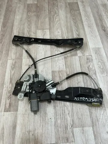 OPEL ASTRA SAG ÖN CAM KRİKOSU 915368104 – OPEL ASTRA SAG ÖN CAM KRİKOSU 915368104 – fotoğraf 2